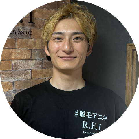 吹田・関大前のメンズ脱毛サロンR.E.Iのスタッフ